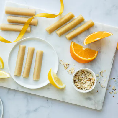 Marsipan APPELSIN trukket med sjokolade